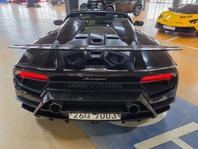 LAMBORGHINI HURACAN - 3