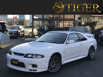 NISSAN SKYLINE GT-R