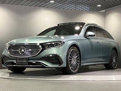 MERCEDES-BENZ E-CLASS - 1