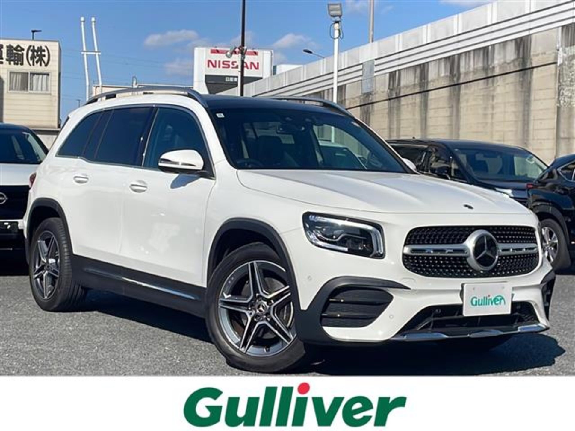 MERCEDES-BENZ GLB - View 1