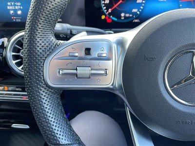 MERCEDES-BENZ GLB - 10