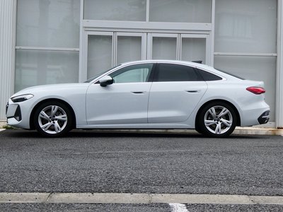 صورة 3 لـ 2025 AUDI A5