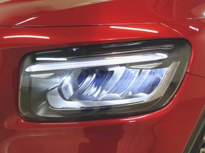 MERCEDES-BENZ GLB - 3