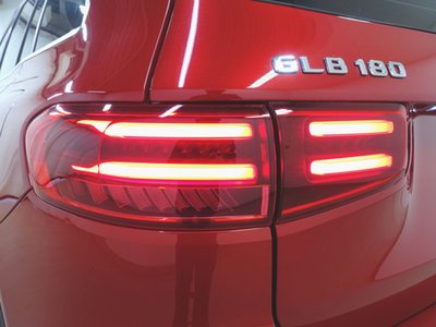 MERCEDES-BENZ GLB - 5