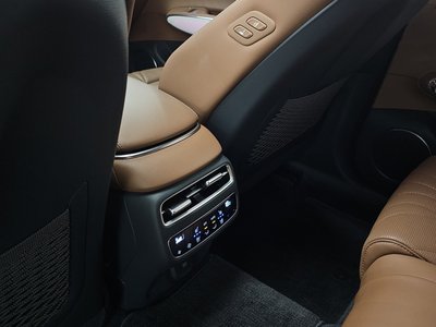 2024 Genesis GV70 缩略图 33