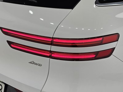 صورة 10 لـ 2024 Genesis GV70