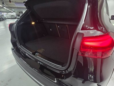 MERCEDES-BENZ GLA - 10