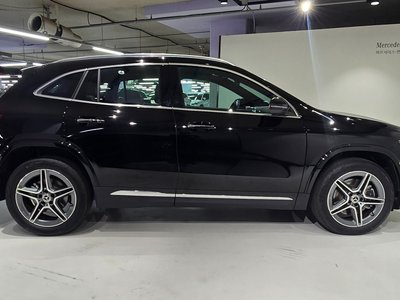 MERCEDES-BENZ GLA - 9
