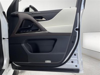 صورة مصغرة 24 لـ 2025 Lexus LX