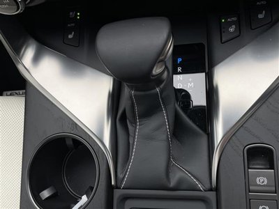 صورة مصغرة 19 لـ 2025 Lexus LX