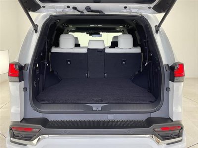 صورة مصغرة 30 لـ 2025 Lexus LX