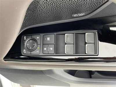 صورة مصغرة 23 لـ 2025 Lexus LX