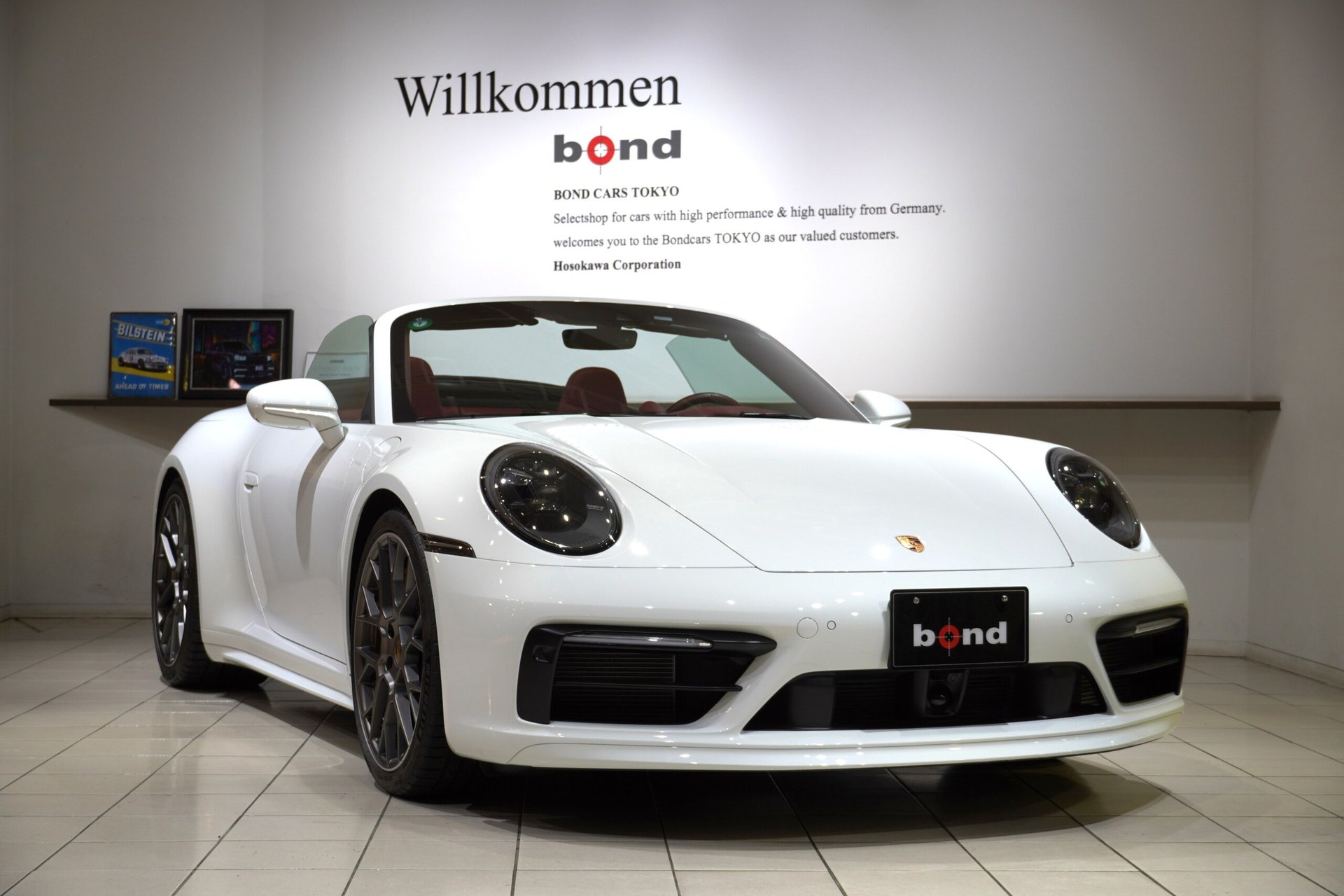 PORSCHE 911 - View 1