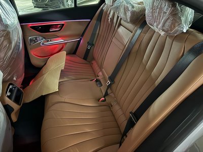 MERCEDES-BENZ E-CLASS - 7