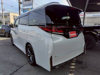 2025 Toyota VELLFIRE — фото 7