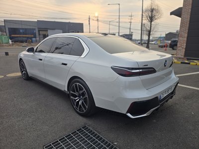 BMW 7 SERIES - 7