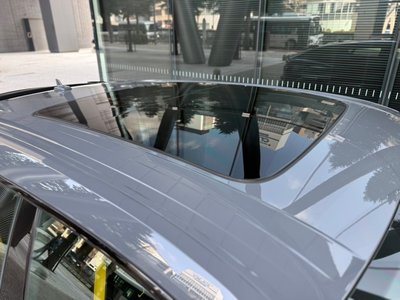 LAMBORGHINI URUS - 8