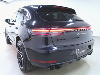 PORSCHE MACAN - 6