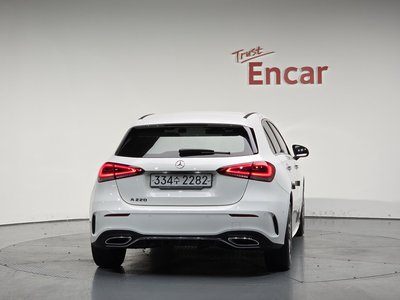 MERCEDES-BENZ A-CLASS - 4