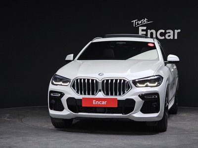2020 BMW X6 — фото 2