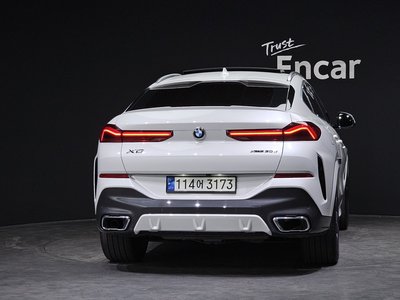 2020 BMW X6 — фото 4