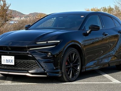 TOYOTA CROWN SPORT - 1