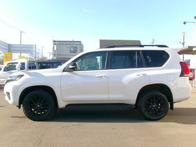 TOYOTA LAND CRUISER PRADO - 6