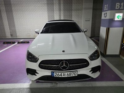 MERCEDES-BENZ E-CLASS - 1