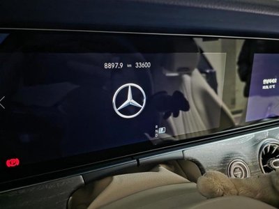 MERCEDES-BENZ E-CLASS - 7