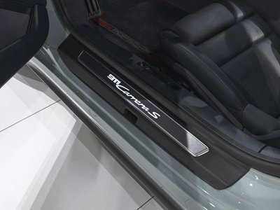 2025 Porsche 911 thumbnail 32