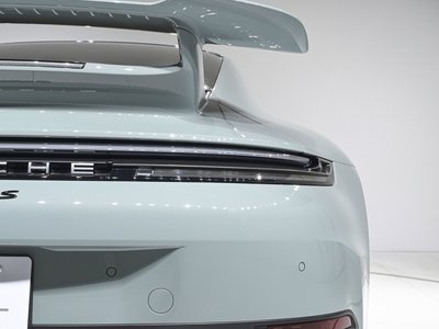 2025 Porsche 911 thumbnail 18