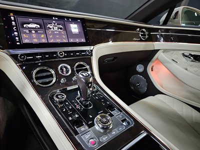 صورة مصغرة 17 لـ 2023 Bentley CONTINENTAL