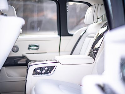 ROLLS-ROYCE CULLINAN - 8