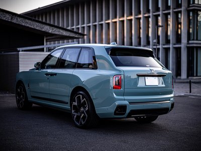 ROLLS-ROYCE CULLINAN - 6