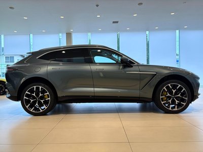 صورة 4 لـ 2021 Aston Martin DBX