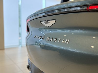 صورة 17 لـ 2021 Aston Martin DBX
