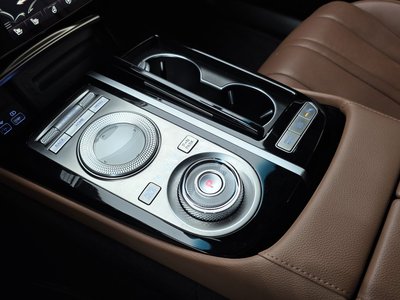 GENESIS G80 (RG3) - 9