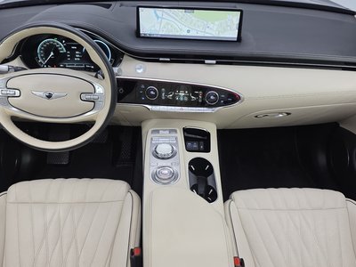 صورة 5 لـ 2021 Genesis GV70