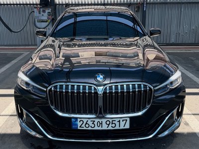 BMW 7 SERIES - 2
