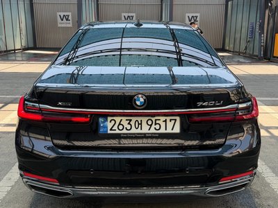BMW 7 SERIES - 3
