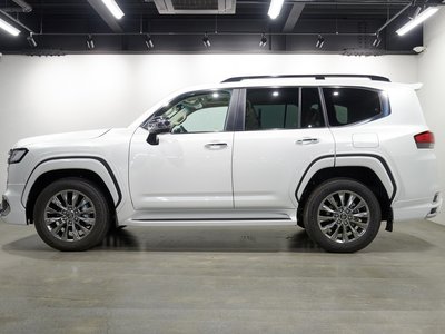 TOYOTA LAND CRUISER 300 - 5