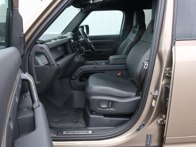 2025 LAND Rover DEFENDER 缩略图 41