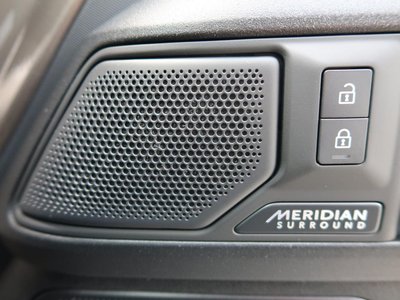 2025 LAND Rover DEFENDER 缩略图 14