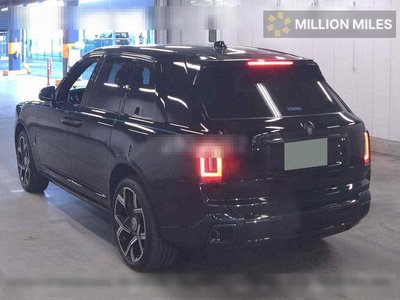 ROLLS-ROYCE CULLINAN - 2
