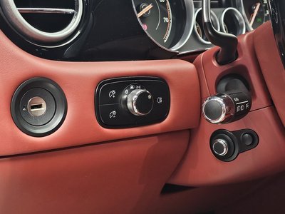 صورة مصغرة 17 لـ 2015 Bentley CONTINENTAL