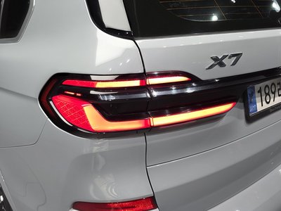2023 BMW X7 照片 10