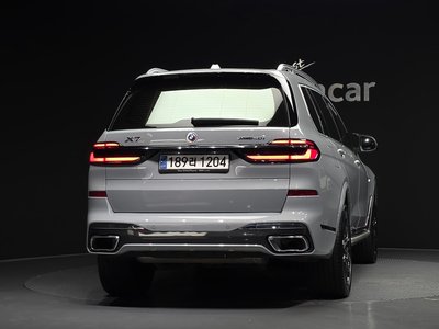 2023 BMW X7 照片 4