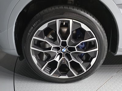 2023 BMW X7 照片 8