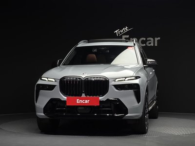 2023 BMW X7 照片 2