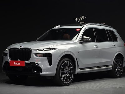 2023 BMW X7 照片 1